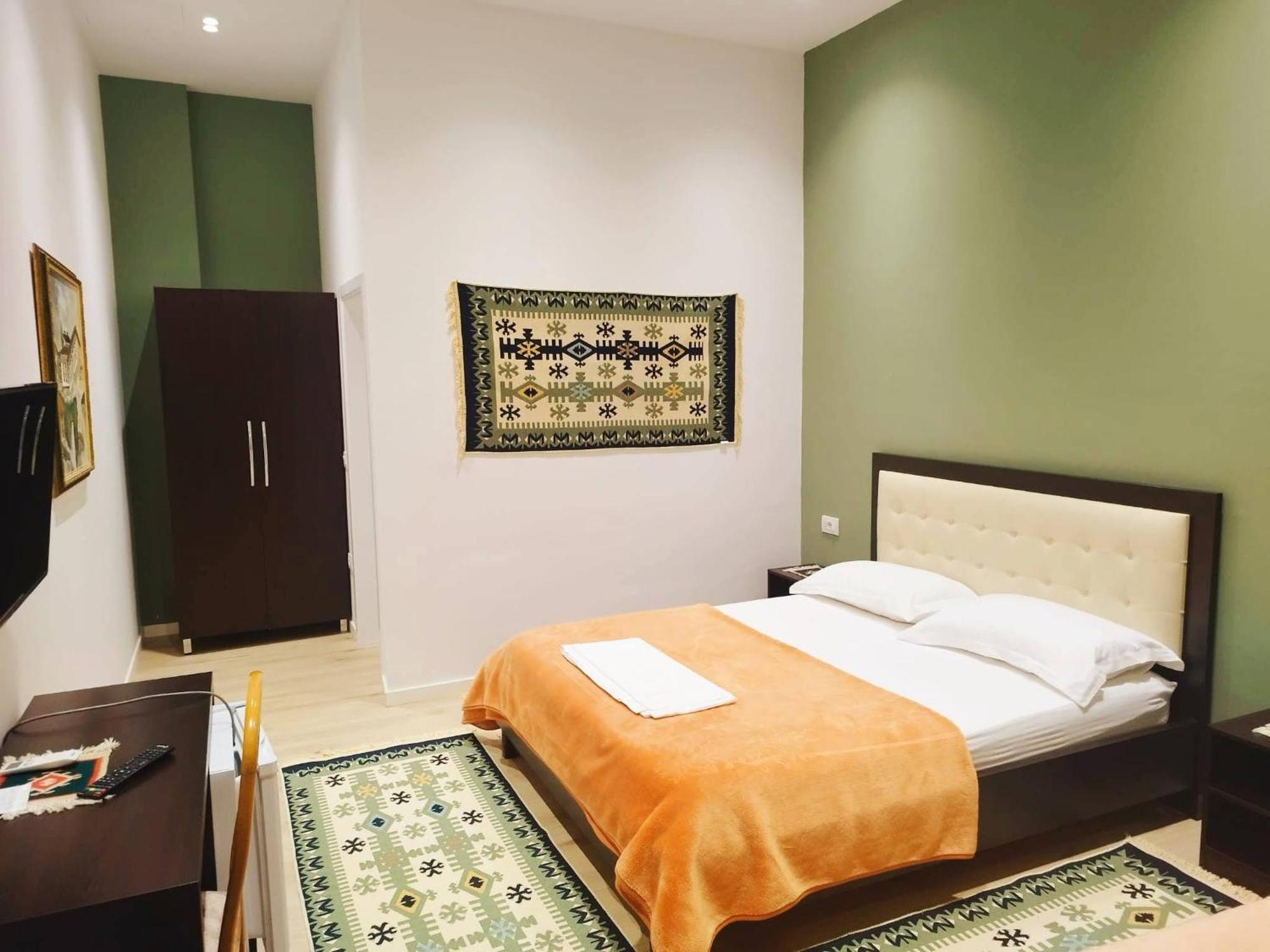 Vila Lili Guest House - Berat Exterior photo