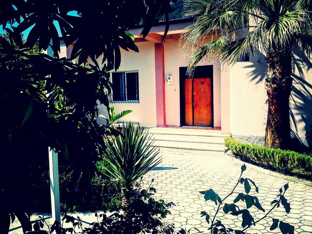 Vila Lili Guest House - Berat Exterior photo